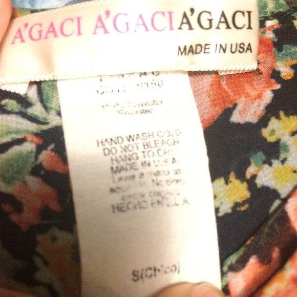 Size small - Picture 3 of 3