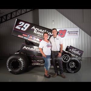 Meet your Posher, Tina