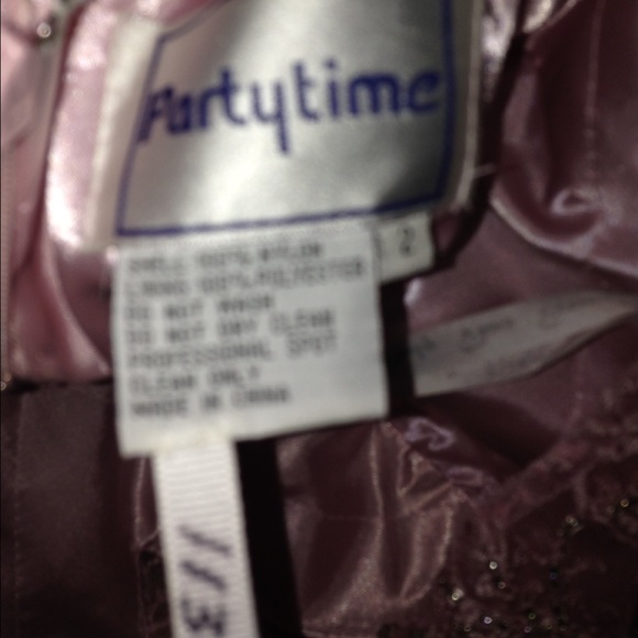 Prom dress - Picture 2 of 4