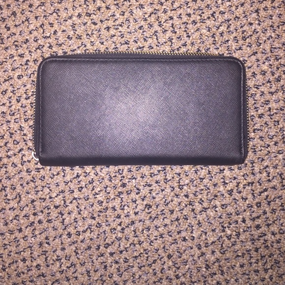 Black Wallet