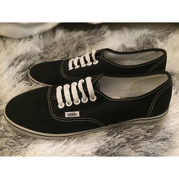 Black Vans
