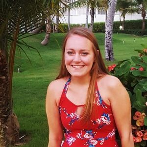 Meet your Posher, Dana