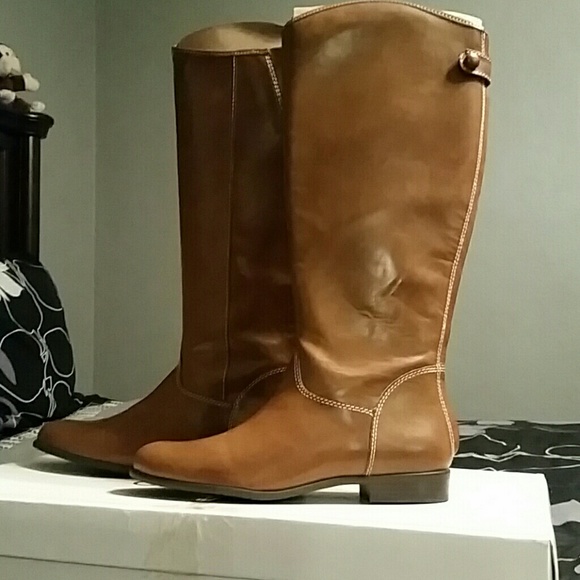 Brand new riding boots from Victoria Secret.com - Picture 1 of 4