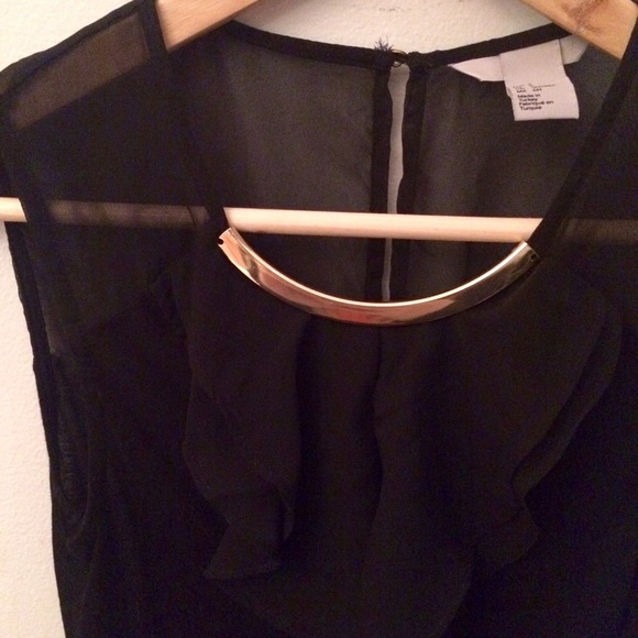 🎉SOLD🎉Ruffled Blouse