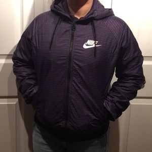 NWOT! Womens Nike jacket.