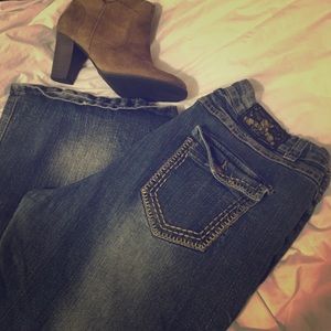 Size 18 distressed/fitted flair Toxic Jeans