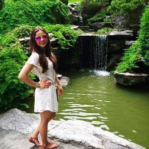 Meet your Posher, Andrea