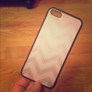 iPhone 5c plastic chevron gradient phone case