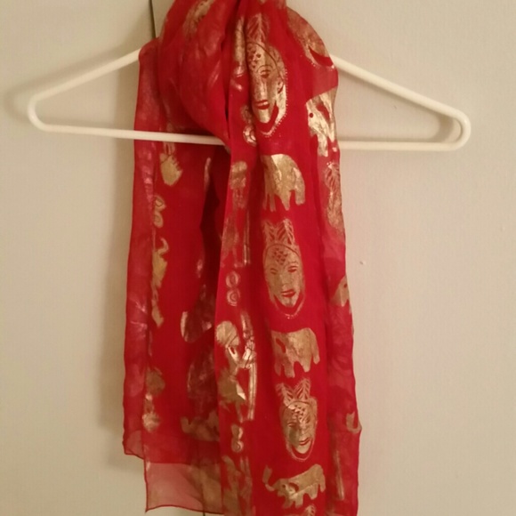 Scarfs - Picture 2 of 4