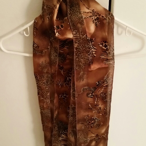 Scarfs - Picture 3 of 4