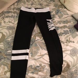 VS leggings