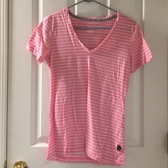NWOT Nike tee shirt