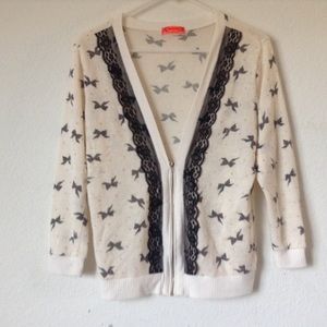 Cute bow and lace cardigan