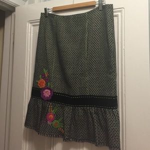 Nanette Lepore black and white pencil skirt size 6