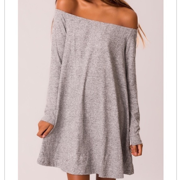 NWOT off the shoulder shift dress