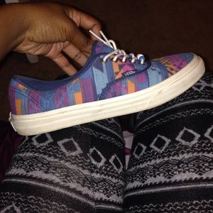 Size 7 colorful vans