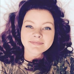 Meet your Posher, Alycia