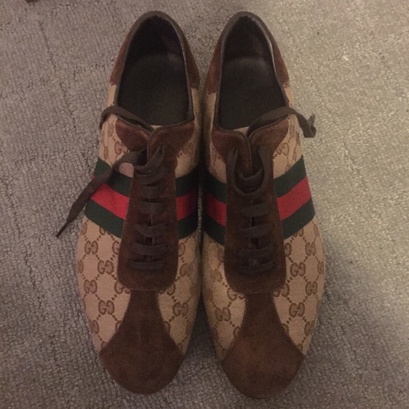 Men Gucci sneakers - Picture 2 of 4