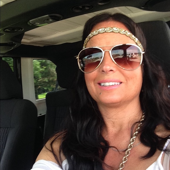 Meet your Posher, Tiffany