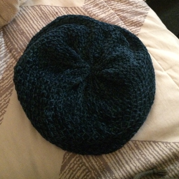 Forever 21 knit beanie - Picture 1 of 2
