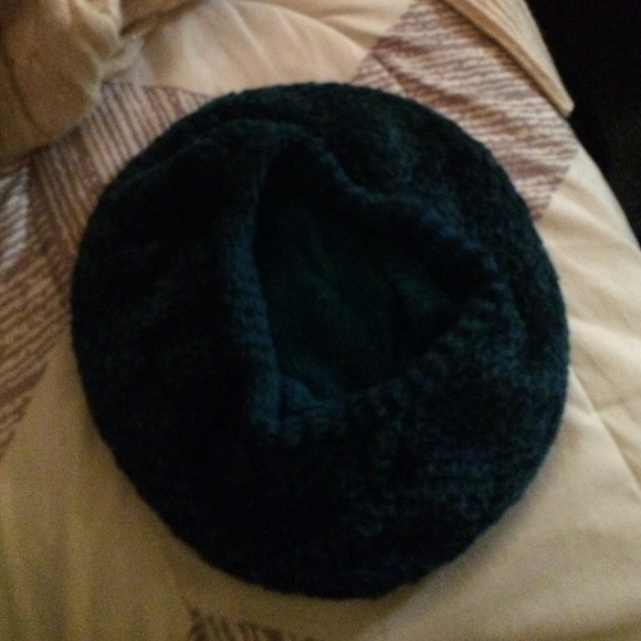 Forever 21 knit beanie - Picture 2 of 2