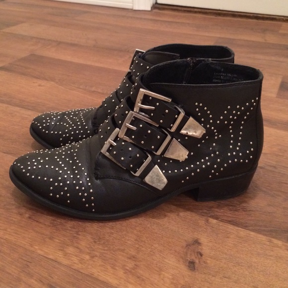SOLD!!!!! Dolce vita black studded leather booties