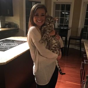 Meet your Posher, Haley