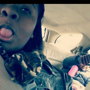 Meet your Posher, Briana