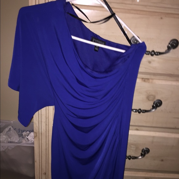 Enfocus Studio dress. Blue one shoulder. Size 4.