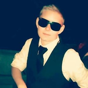 Meet your Posher, Kris