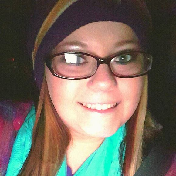 Meet your Posher, Lynzey - Picture 1 of 1