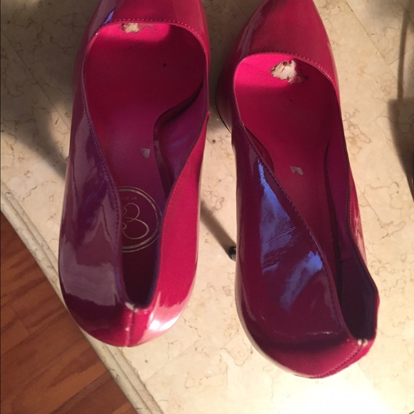 High heels - Picture 3 of 4