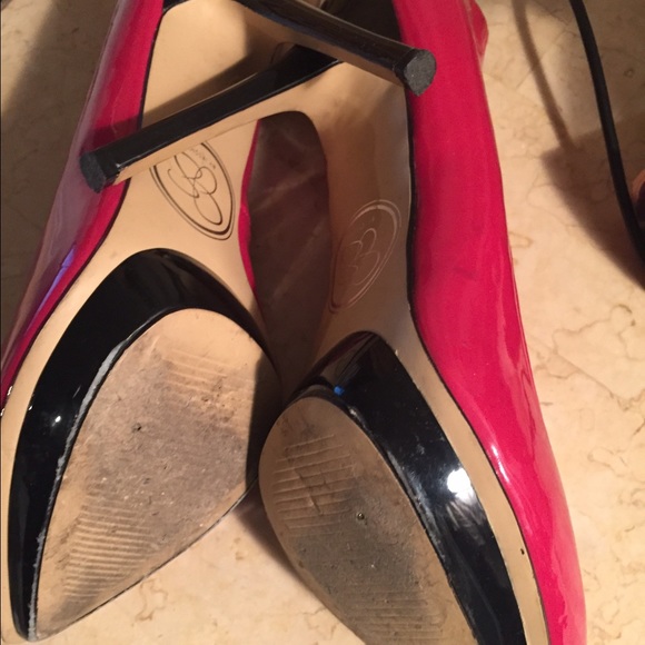 High heels - Picture 4 of 4