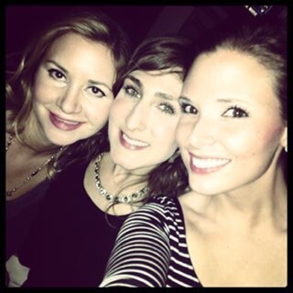 Meet your Posher, Jillian - Picture 4 of 4