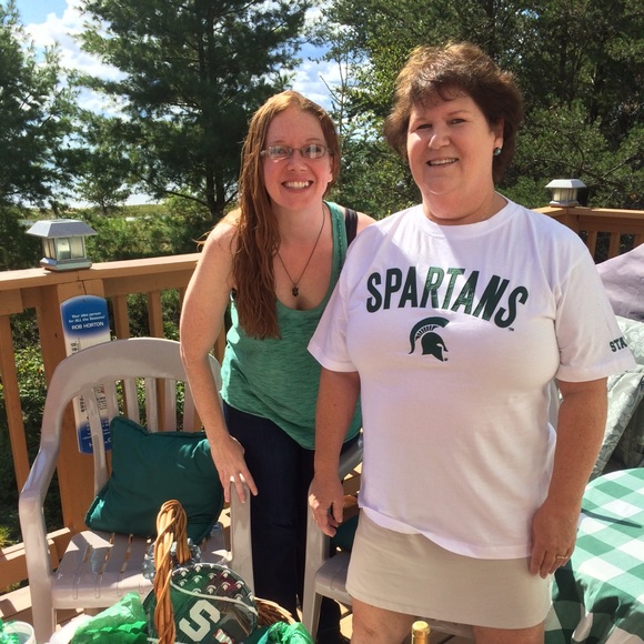 Meet your Posher, Joanne - Picture 1 of 1