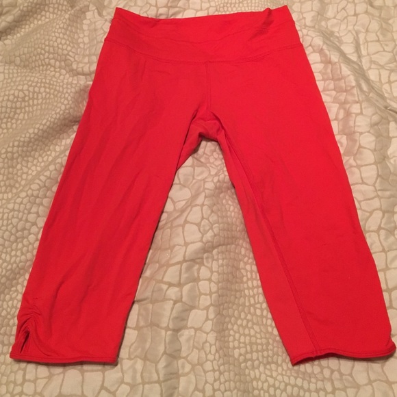 Lululemon cropped leggings