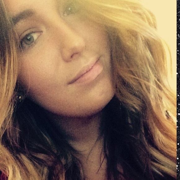 Meet your Posher, Kristin - Picture 1 of 1