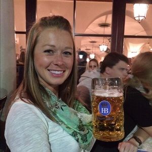 Meet your Posher, Megan