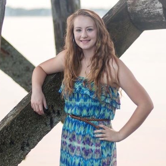 Meet your Posher, Alizabeth