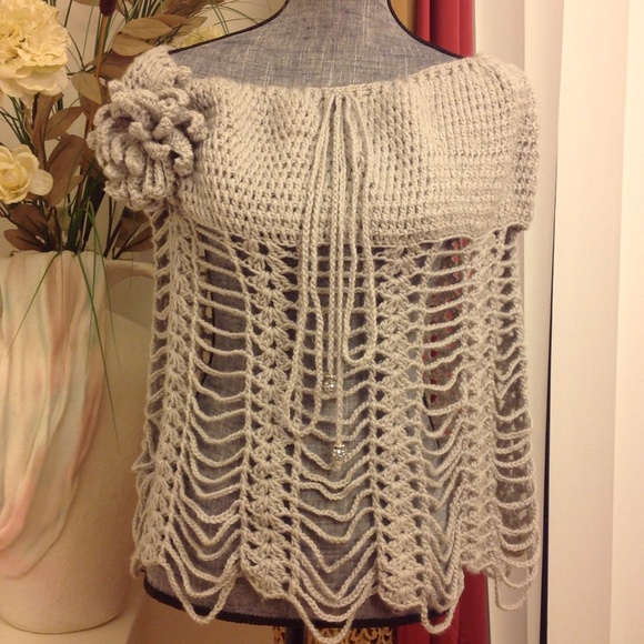Reserved-HP 5/16 NEW "THE SANDRA" HANDMADE  PONCHO - Picture 3 of 4