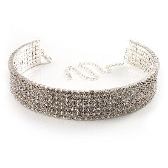 Beautiful silver crystal choker!