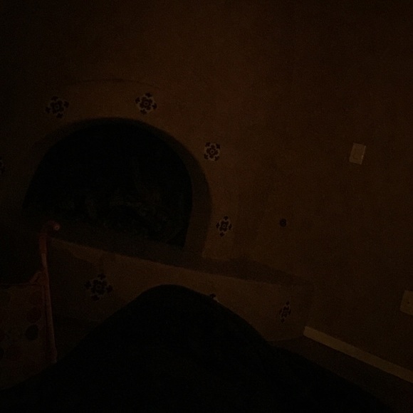 Meet your Posher, Amanda - Picture 1 of 1