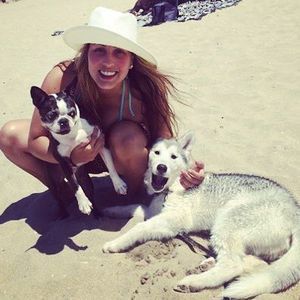 Meet your Posher, Carolina