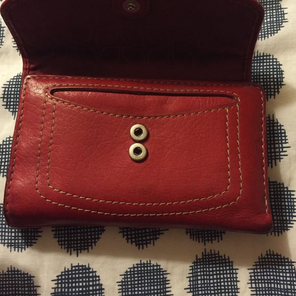 Fossil Red Wallet - Picture 4 of 4