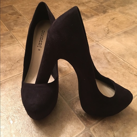 Black heels