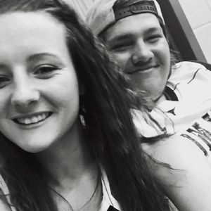 Meet your Posher, Katelyn