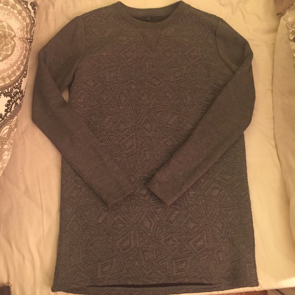 Forever21 | Gray Embossed Pattern Sweater
