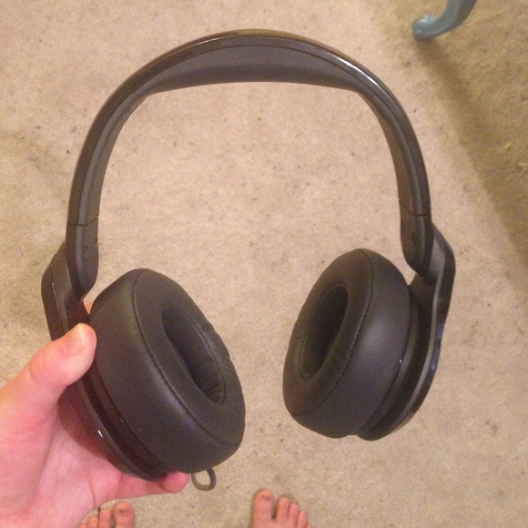 MONSTER Headphones - Picture 4 of 4