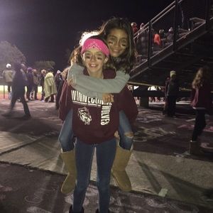 Meet your Posher, Ava