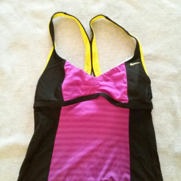 Nike  top